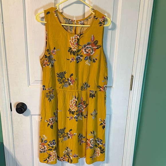 Old Navy Dresses & Skirts - Old Navy Floral Mustard Mini Dress womens‎ size XL